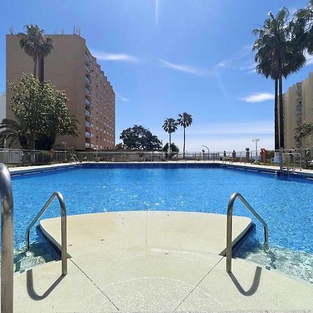 Pool And Beach In Benalmádena Exterior foto